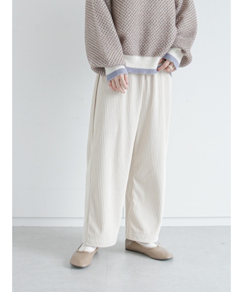 ehka sopo（エヘカソポ）の「コーデュロイストレートパンツ（その他パンツ・レディース・ブラウン/マスタード/キナリ・ﾌﾘ-）」の2枚目の写真