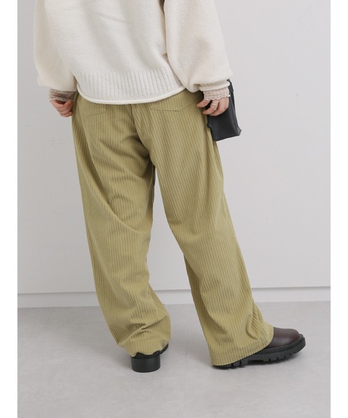 ehka sopo（エヘカソポ）の「コーデュロイストレートパンツ（その他パンツ・レディース・ブラウン/マスタード/キナリ・ﾌﾘ-）」の18枚目の写真