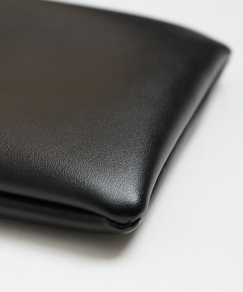 Confirm（コンファーム）の「ミニウォレット付マルチショルダーバッグ【Confirm】（ショルダーバッグ・メンズ・ホワイト/ベージュ系その他/ブラック系その他/ブラック/ブラウン系その他/カーキ/サックスブルー・FREE）」の13枚目の写真