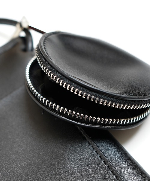 Confirm（コンファーム）の「ミニウォレット付マルチショルダーバッグ【Confirm】（ショルダーバッグ・メンズ・ホワイト/ベージュ系その他/ブラック系その他/ブラック/ブラウン系その他/カーキ/サックスブルー・FREE）」の15枚目の写真