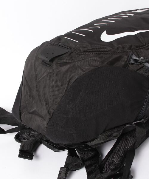 NIKE（ナイキ）の「【NIKE/ナイキ】ランコミューターバックパック/15L