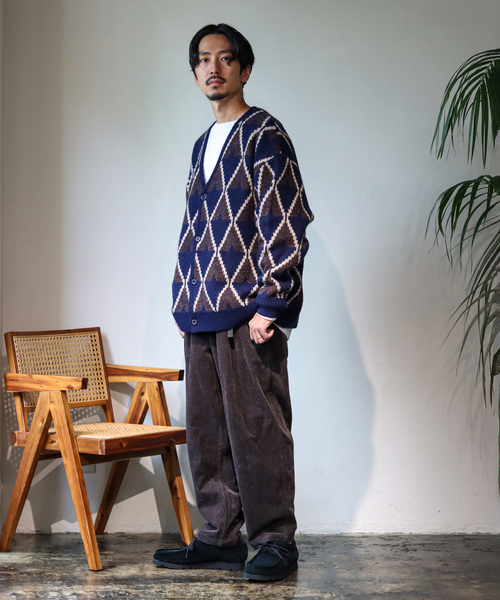 JOURNAL STANDARD(ジャーナルスタンダード)の「レトロ アーガイル柄 ジャガード ニット カーディガン(カーディガン/ボレロ・メンズ・ネイビー/ライトグリーン/ブラウン系その他/ライトイエロー/ベージュ/ブラック・MEDIUM/LARGE)」の19枚目の写真