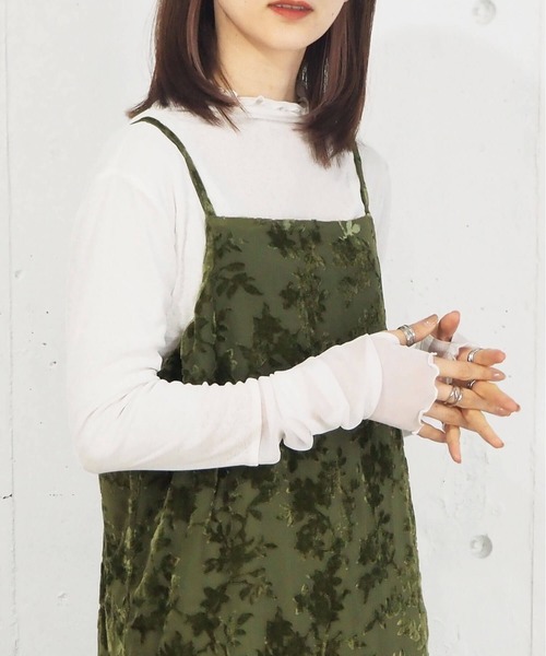 tiptop（ティップトップ）の「シアー袖先切り替えロンT（Tシャツ/カットソー・レディース・ブラック/オフホワイト/パープル・FREE）」の5枚目の写真