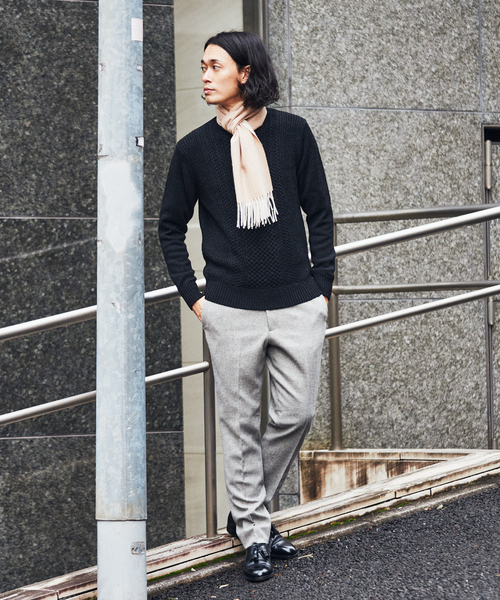 EDIFICE(エディフィス)の「EDIFICE オリジナル リバーシブル カシミヤマフラー(マフラー・メンズ・チャコールグレー/ブラック/ブラウン/ネイビー/ボルドー/キャメル・FREE)」の14枚目の写真