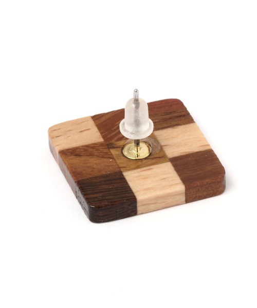 studio CLIP（スタディオクリップ）の「ウッドスクエアピアス（ピアス（両耳用）・レディース・ブラウン・FREE）」の2枚目の写真