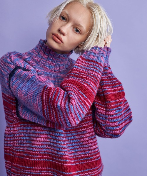 casane(カサネ)の「グラデーションラインニット(ニット/セーター・レディース・グレー/ピンク・FREE)」の7枚目の写真