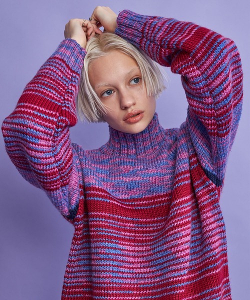 casane(カサネ)の「グラデーションラインニット(ニット/セーター・レディース・グレー/ピンク・FREE)」の8枚目の写真