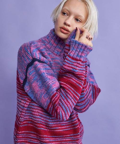 casane(カサネ)の「グラデーションラインニット(ニット/セーター・レディース・グレー/ピンク・FREE)」の9枚目の写真