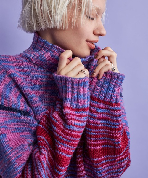 casane(カサネ)の「グラデーションラインニット(ニット/セーター・レディース・グレー/ピンク・FREE)」の11枚目の写真