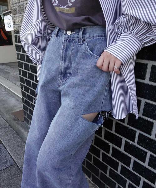 Lots of Love（ロッツオブラブ）の「ハイウエストカットデザインルーズデニムパンツ（デニムパンツ・レディース・ブルー/ブラック・M/L/S）」の20枚目の写真