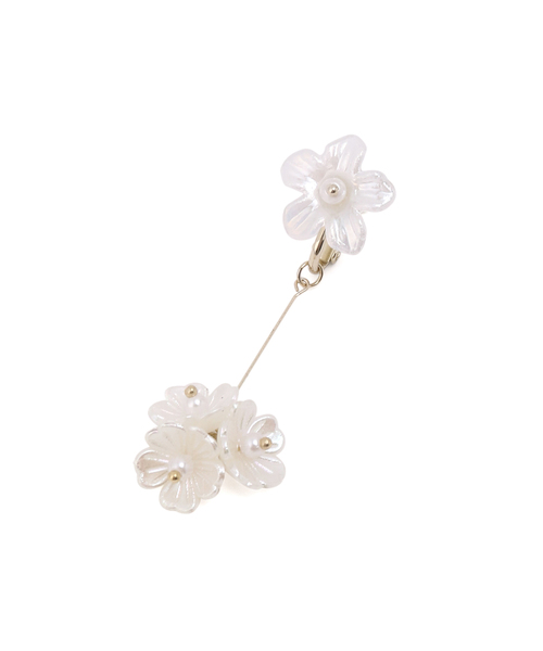 ROPE' PICNIC（ロペピクニック）の「シェルフラワーロングイヤリング（イヤリング・レディース・キナリ・FREE）」の4枚目の写真