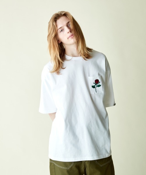 rehacer(レアセル)の「rehacer : Retro Rose Pocket CS / レトロ ローズポケット カットソー(Tシャツ/カットソー・メンズ・杢グレー/ホワイト/ブラック・SMALL/MEDIUM/LARGE/X-LARGE)」の4枚目の写真
