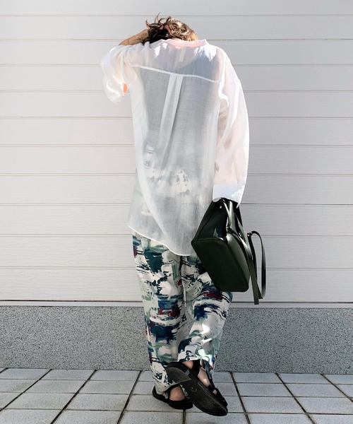 キュー Q graffitiパンツ　ボトムス　38サイズ　春夏服 Q（キュー）の「graffitiリラックスパンツ（その他パンツ）」 - WEAR