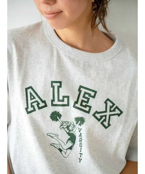 Russell Athletic（ラッセルアスレティック）の「RUSSELL別注 ショートTee（Tシャツ/カットソー・レディース・オフホワイト/ライトグレー/ネイビー・FREE）」の21枚目の写真