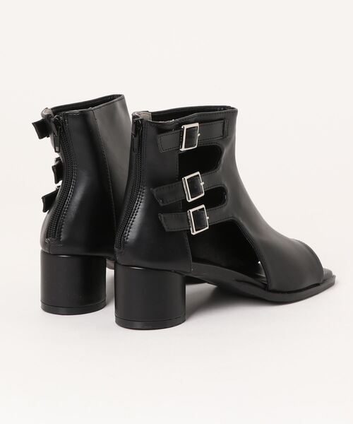 Fabby fabby（ファビィーファビィー）の「ベルトカットワークブーツサンダル（サンダル・レディース・ブラウン/ブラック/オフホワイト/ベージュ・SMALL/LARGE/MEDIUM）」の5枚目の写真