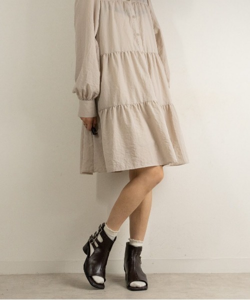 Fabby fabby（ファビィーファビィー）の「ベルトカットワークブーツサンダル（サンダル・レディース・ブラウン/ブラック/オフホワイト/ベージュ・SMALL/LARGE/MEDIUM）」の18枚目の写真