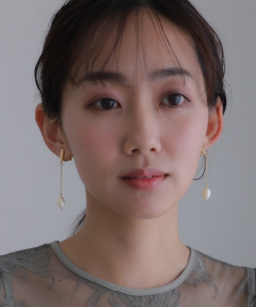 PourVous（プールヴー）の「淡水 パール ×チェーンイヤリング 結婚式 同窓会 オケージョン お呼ばれ （イヤリング・レディース・ゴールド/シルバー・FREE）」の6枚目の写真