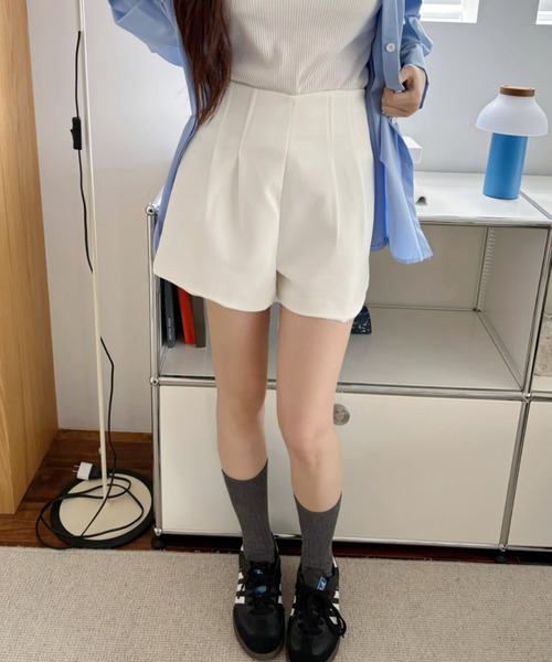 Ada.(エイダ)の「【ウェスト細見えでスタイルアップ♪】ハイウエスト ショートパンツ(その他パンツ・レディース・ブラック/ベージュ/アイボリー/ピンク/ライトグリーン・S/M)」の17枚目の写真