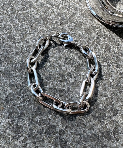 DouDou(ドゥドゥ)の「オーバルチェーンブレス(ブレスレット・レディース・ゴールド/シルバー・FREE)」の4枚目の写真