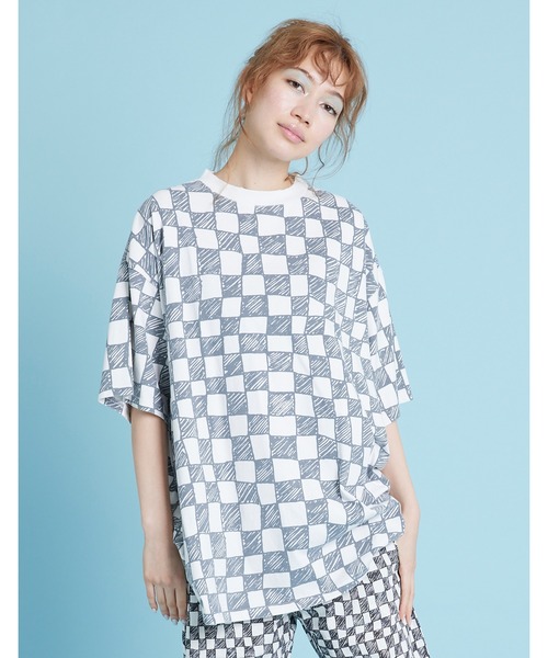 Little sunny bite（リトルサニーバイト）の「Checker big tee（Tシャツ/カットソー・レディース・ブラック/ピンク/グリーン・SMALL/MEDIUM）」の4枚目の写真