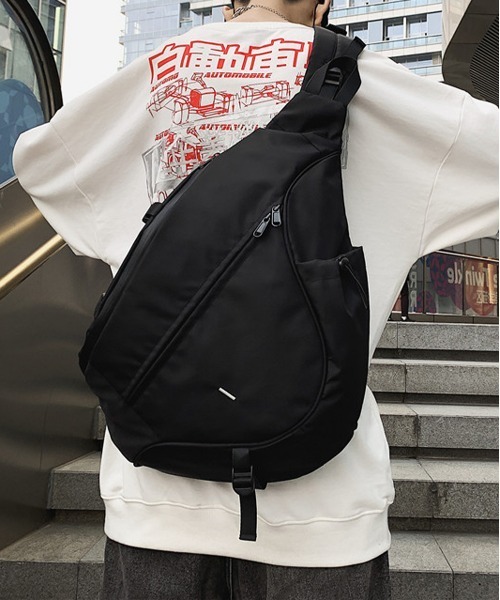 NEW GENTLEMAN(ニュージェントルマン)の「プレセボ ワンショルダーバッグ(ショルダーバッグ・メンズ・ブラック/ネイビー/オリーブ/グレー・FREE)」の8枚目の写真