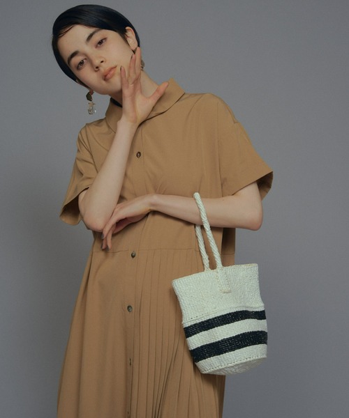 manana suerte（マニャーナスエルテ）の「サイズ展開あり　アシンメトリープリーツワンピース（ワンピース・レディース・ベージュ/ピンク/ブラック/カーキ・0/FREE）」の10枚目の写真