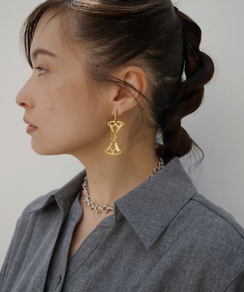 Ray BEAMS(レイビームス)の「RBS / デットストック パーツ コネクト ピアス(ピアス(両耳用)・レディース・ゴールド・ONE SIZE)」の1枚目の写真