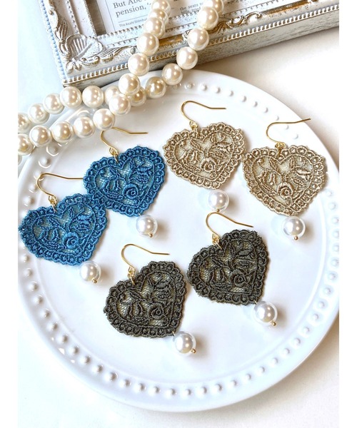 tone(トーン)の「【MUURABBTI】ハートのレースとパールピアス(MA)(ピアス(両耳用)・レディース・ベージュ/ブラウン/ブルー・FREE)」の5枚目の写真