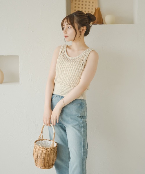 Ambre Neige（アンブルネージュ）の「メッシュ編みタンクニット／【WEB/EC限定商品】（タンクトップ・レディース・ベージュ/アイボリー・FREE）」の4枚目の写真