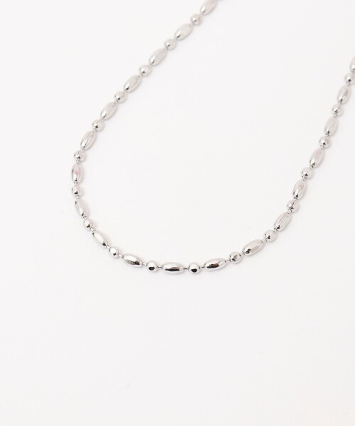 NOLLEY’S Sophi（ノーリーズソフィ）の「アートボール ショートネックレス（ネックレス・レディース・シルバー/ゴールド・FREE）」の4枚目の写真