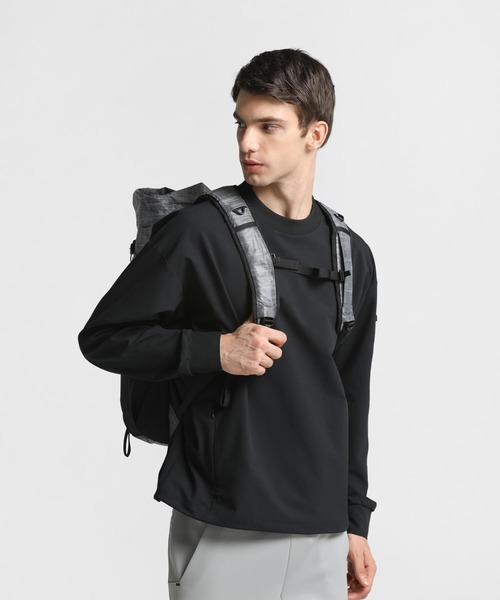 DESCENTE(デサント)の「アウトドアバッグパックL 容量:約25L(バックパック/リュック・メンズ・ブラック・F)」の8枚目の写真