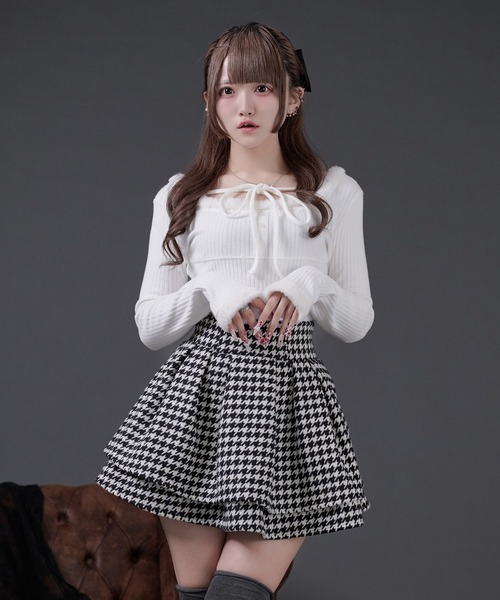 Pal elfy(パルエルフィー)の「ボリュームフレアスカート(スカート・レディース・ブルー系その他/ブラック系その他/ピンク/ブラック/オフホワイト/ブラック系その他2/チャコールグレー/ブラウン系その他/スモークグレー/グレー系その他・フリー/LARGE)」の21枚目の写真