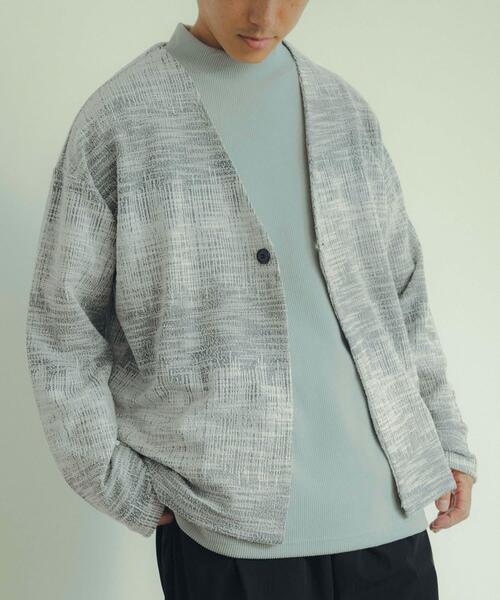 ITEMS URBANRESEARCH(アイテムズ アーバンリサーチ)の「マルチカラージャカード ボタンカーデ(Tシャツ/カットソー・メンズ・ブラウン/ブルー・LARGE/MEDIUM)」の2枚目の写真