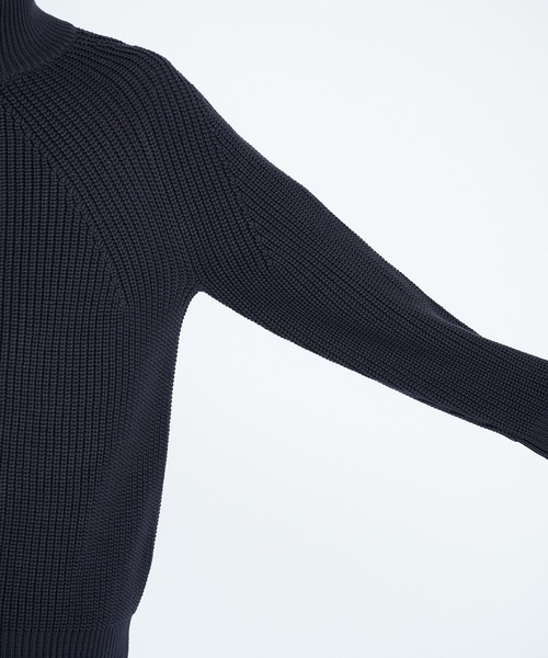 BATONER(バトナー)の「【BATONER/バトナー】SIGNATURE DRIVERS KNIT(ニット/セーター・メンズ・ブラック/ダークグレー・1/2)」の5枚目の写真