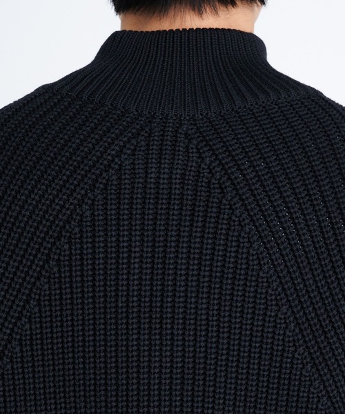 BATONER(バトナー)の「【BATONER/バトナー】SIGNATURE DRIVERS KNIT(ニット/セーター・メンズ・ブラック/ダークグレー・1/2)」の7枚目の写真