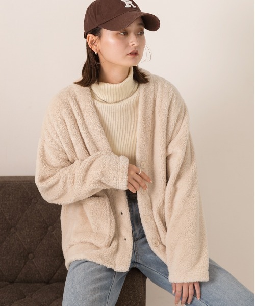 ad thie（アドティエ）の「もこもこボア Vネックカーディガン（カーディガン/ボレロ・レディース・ミント/ブラック/ナチュラル/ブルー/ピンク/オフホワイト/チャコール・FREE）」の21枚目の写真
