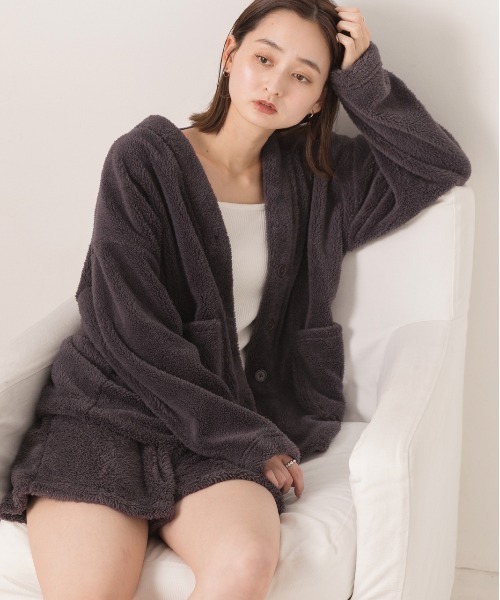 Tabrik ベロアローブカーディガン（黒） WEB限定】フォックスウールVネックニットカーディガン（カーディガン