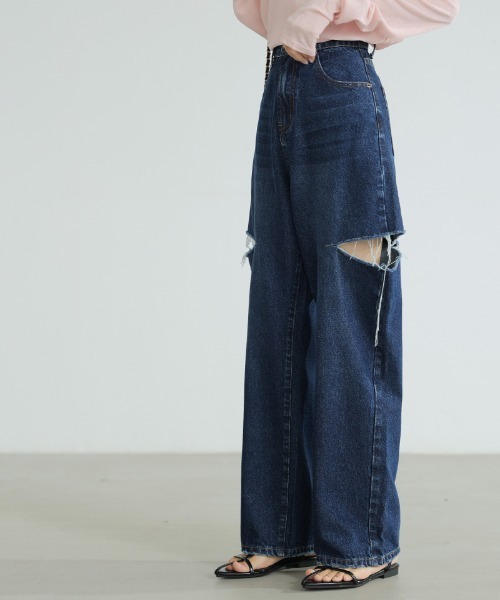 COCOMOMO（ココモモ）の「【5色×サイズ展開あり】 サイドカット ダメージ デニムパンツ ストレート デニム ワイドデニムパンツ カットアウト（デニムパンツ・レディース・ダークブルー/ブルー/ホワイト/グレー/ブラック・S/L/M/XL）」の11枚目の写真