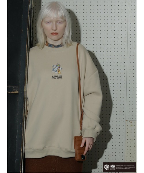 AMAIL（アマイル）の「【TOM and JERRY】over cloth（スウェット・レディース・ベージュ/ブラック・FREE）」の5枚目の写真