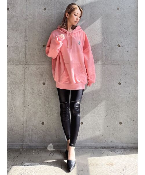 GYDA（ジェイダ）の「CALL BUNNY BIGスウェットパーカー（パーカー・レディース・ベージュ/ライトグレー/ピンク/ブラック・FREE）」の9枚目の写真