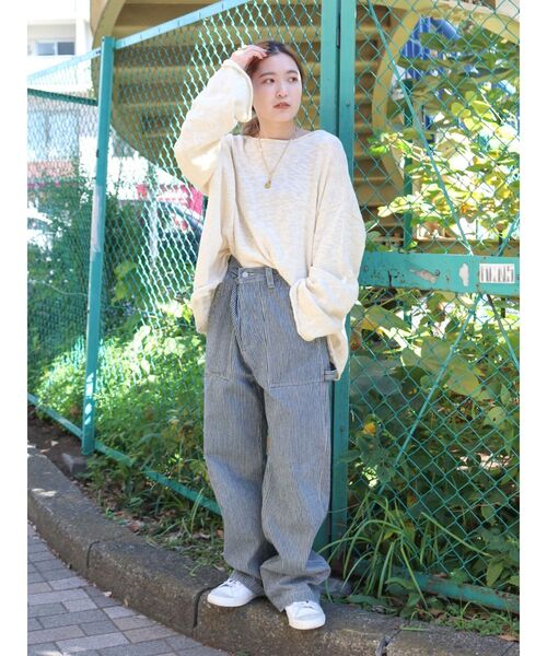 Ungrid（アングリッド）の「コットンスラブバックスリットニット（ニット/セーター・レディース・アイボリー/チャコールグレー/パープル・FREE）」の9枚目の写真