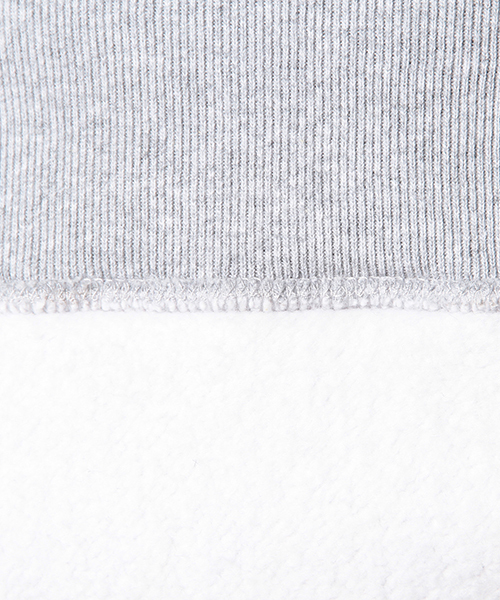 BEAMS（ビームス）の「◆CHESWICK × BEAMS / 別注　刺繍ロゴ スウェットパーカー（パーカー・メンズ・ブラック/グレー/ネイビー・SMALL/MEDIUM/LARGE）」の5枚目の写真