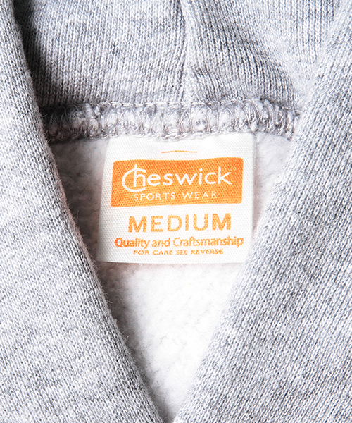 BEAMS（ビームス）の「◆CHESWICK × BEAMS / 別注　刺繍ロゴ スウェットパーカー（パーカー・メンズ・ブラック/グレー/ネイビー・SMALL/MEDIUM/LARGE）」の9枚目の写真