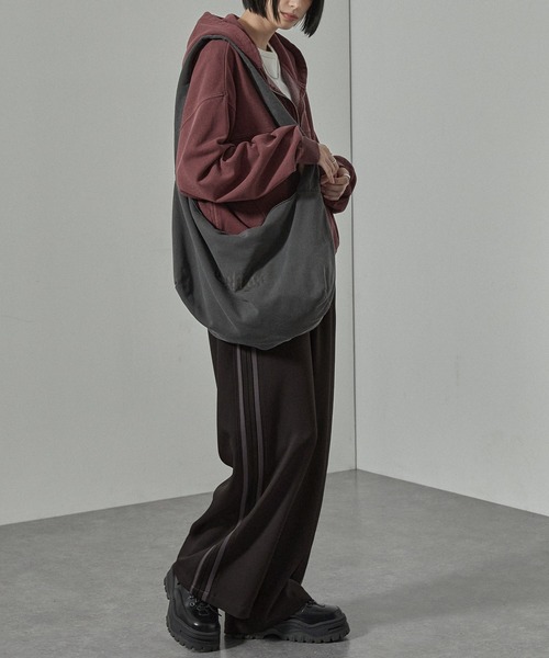 EDSTEVE トラックジャケットトラックパンツセットアップ 肩パッドOpium UNISEX 》HATSKI / Straight Denim XX ( USED ) |