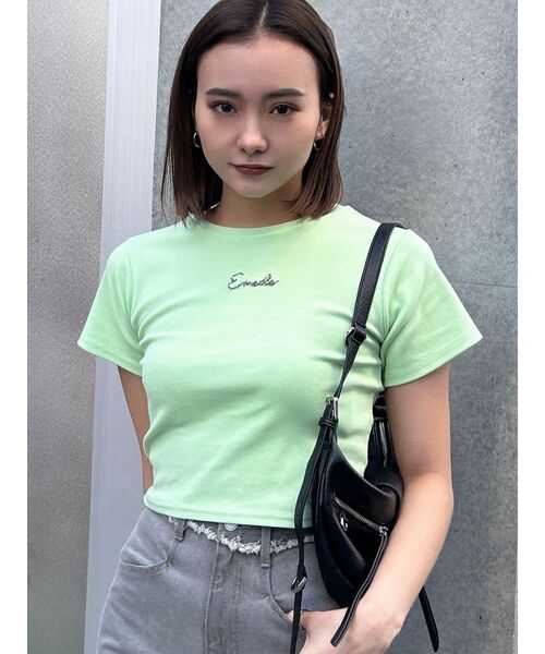 EMODA(エモダ)の「ビーズロゴTシャツ(Tシャツ/カットソー・レディース・ホワイト/ライム/ブラック・FREE)」の1枚目の写真
