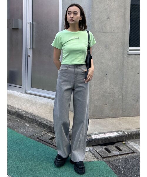 EMODA(エモダ)の「ビーズロゴTシャツ(Tシャツ/カットソー・レディース・ホワイト/ライム/ブラック・FREE)」の11枚目の写真