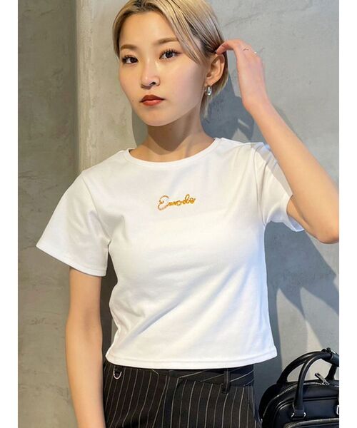 EMODA(エモダ)の「ビーズロゴTシャツ(Tシャツ/カットソー・レディース・ホワイト/ライム/ブラック・FREE)」の9枚目の写真