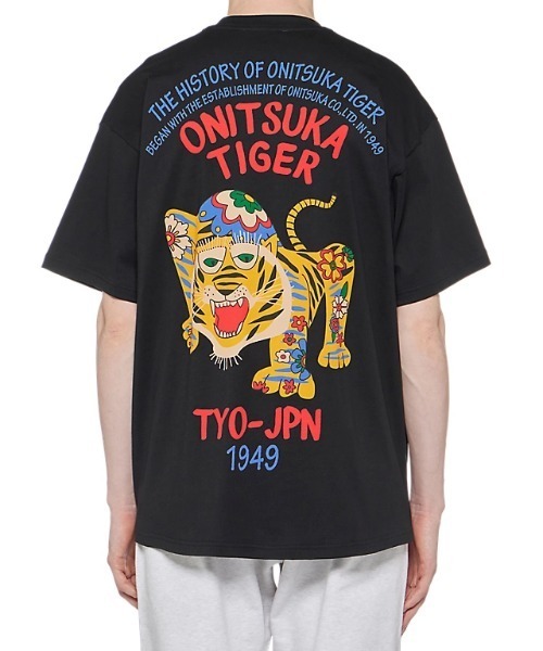 【希少XLサイズ】オニツカタイガー☆ サンスベリア花「八」グラフィック虎デザイン Onitsuka Tiger（オニツカタイガー）の「GRAPHIC TEE
