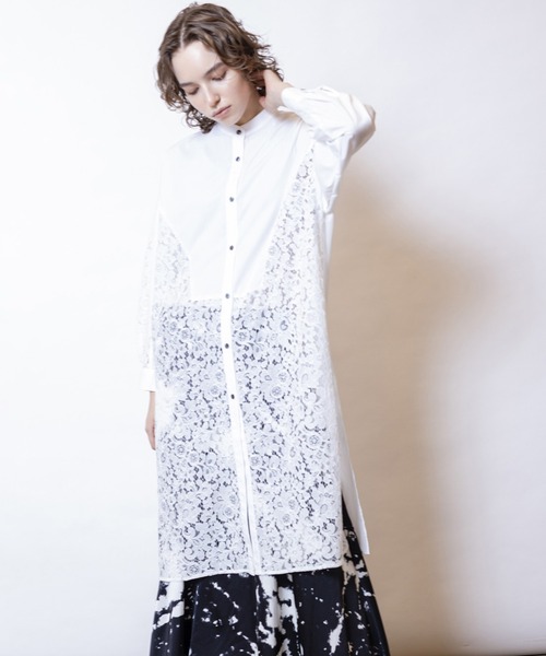 OSMOSIS(オズモーシス)の「レース切替ブラウス(シャツ/ブラウス・レディース・ネイビー/ホワイト/ブラック・ONE SIZE)」の2枚目の写真