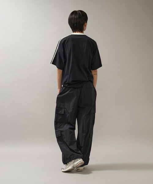UMBRO(アンブロ)の「UMBRO/アンブロ 別注 UMBRO ラインラグランTシャツ/半袖Tシャツ/ユニセックス(限定展開)(Tシャツ/カットソー・メンズ・ホワイト/ピンク/ネイビー/ブラック・MEDIUM/LARGE)」の12枚目の写真